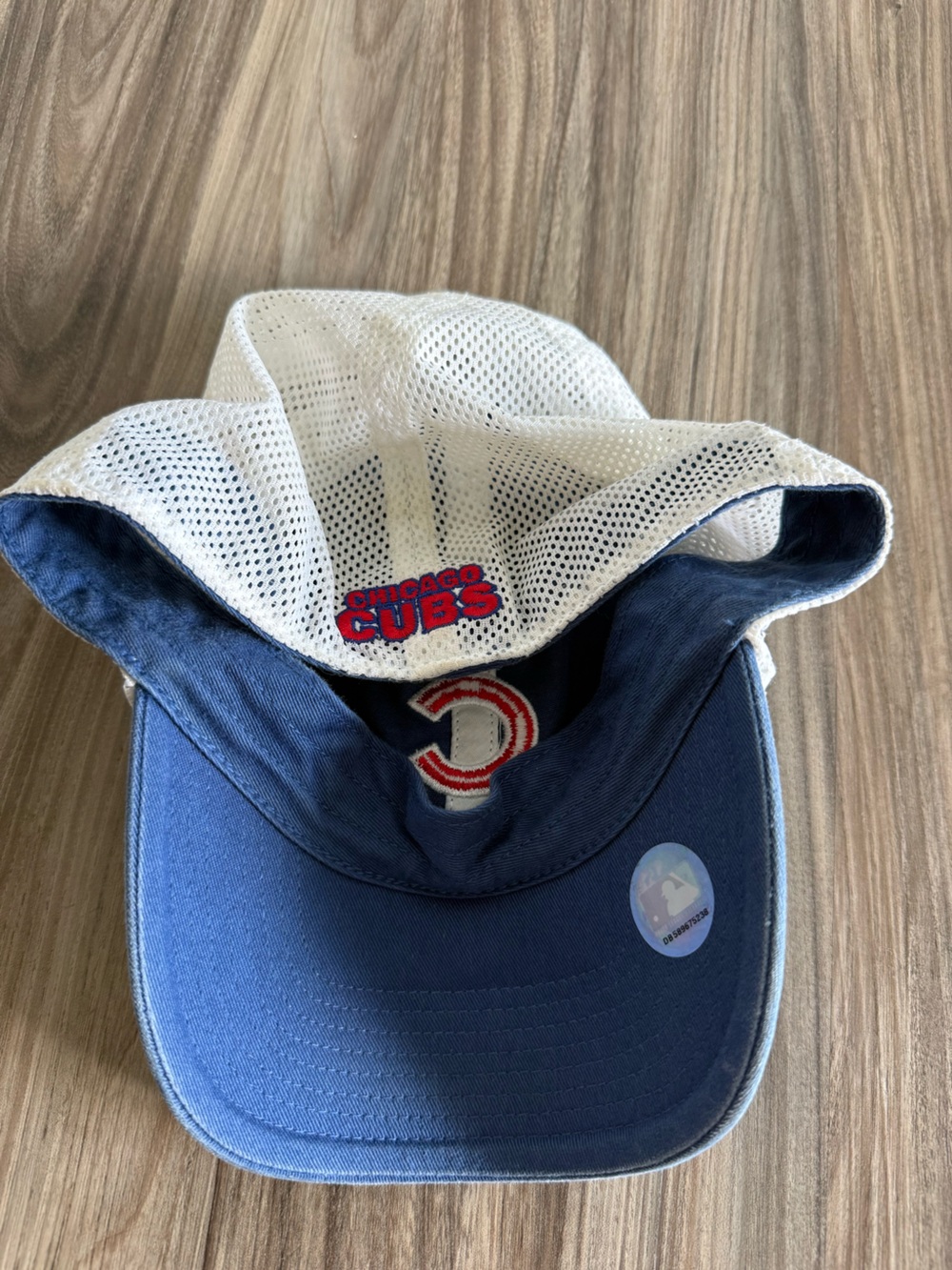 Chicago Cubs Men's Navy Blue and Mesh Fitted Baseball Cap with Red Logo - Size L - Picture 2 of 6